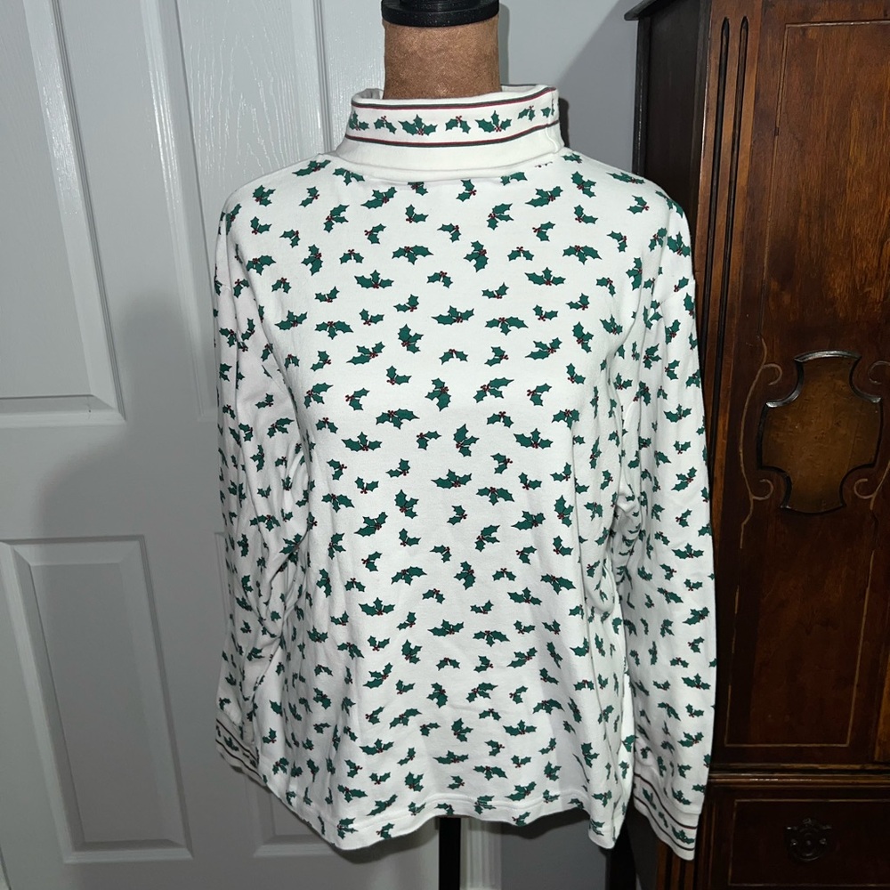Vintage Westbound Christmas Turtleneck with Holly Accents
